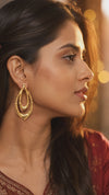 Swarneva -the-gold-hammered-double-teardrop-earrings-video